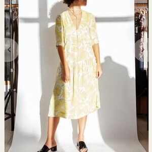 Baum Und Pferdgarten Adamina Dress in Tropical Yellow Size 36